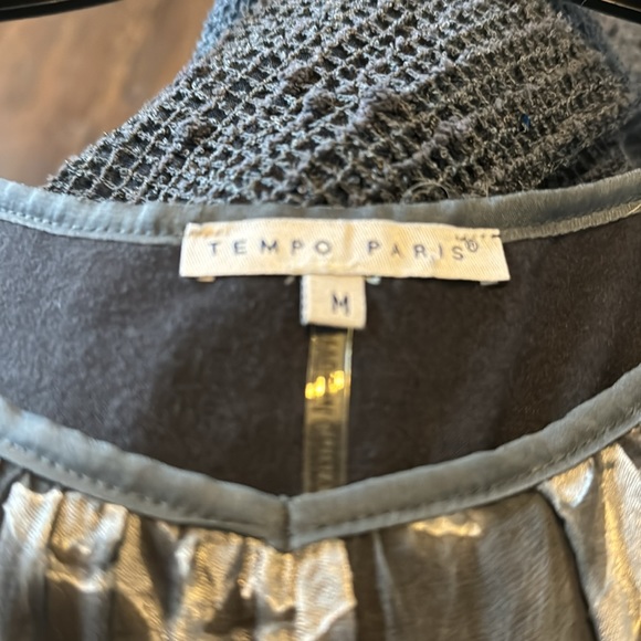 Tempo Paris..Beautiful slate blue women’s blouse. - Picture 4 of 7